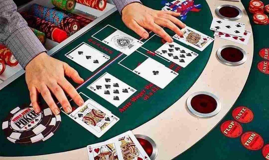 Khám phá bida lỗ 8 bóng và bí quyết chơi bida lỗ 8 bóng thành công